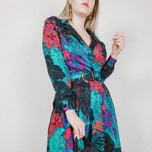 Dresses & Skirts - Vintage collared jewel tone pleated midi dress